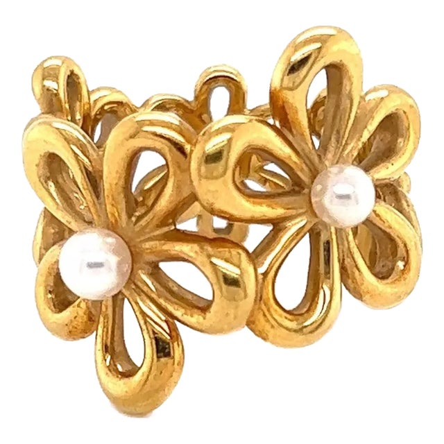 Mikimoto Pearls 18k Yellow Gold Daisy Flower Ring Size 6.5 For Sale