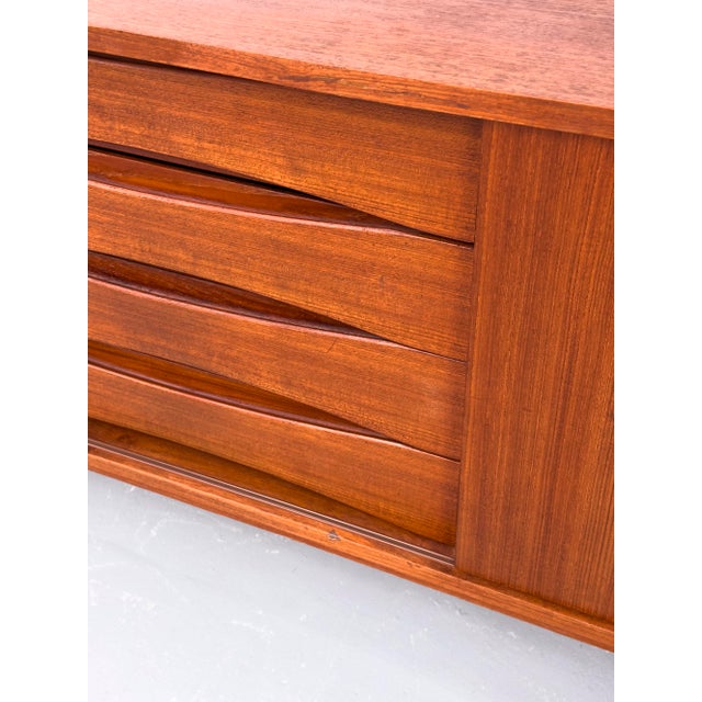 Wood Vintage Sideboard in Teak with Drawers and Sliding Doors, 1960s For Sale - Image 7 of 18