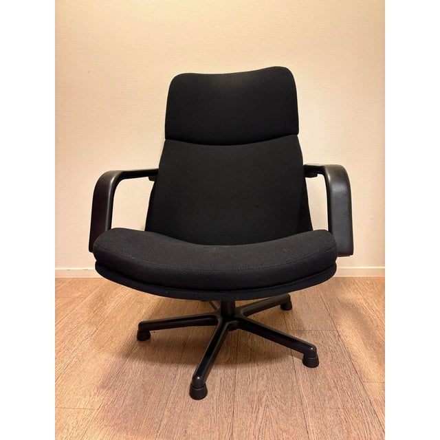 Black Model F141 Swivel Chair in Black Upholstery with Skai Armrests attributed to Geoffrey Harcourt for Artifort, 1970s For Sale - Image 8 of 8