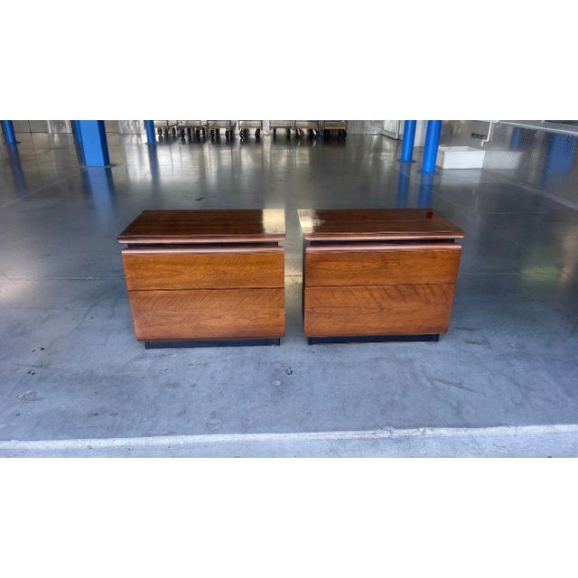 Vintage Lane Altavista Two Drawer Nightstands, Mid Century Modern, a Pair For Sale - Image 13 of 16