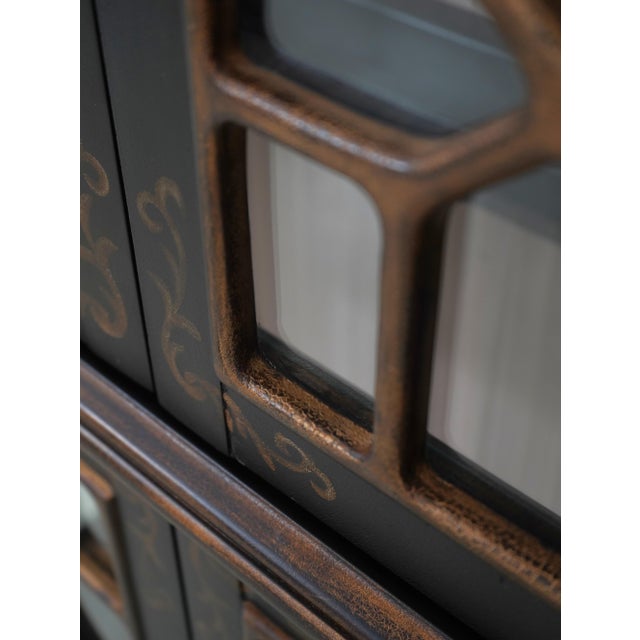Black & Gold Chinoiserie Display Cabinet For Sale - Image 12 of 16
