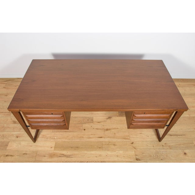 Feldballes Møbelfabrik Model 70 Desk in Teak by Kai Kristiansen for Feldballes Møbelfabrik, Denmark, 1960s For Sale - Image 4 of 18