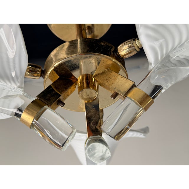 1970s Hollywood Regency Franco Luce Murano Calla Lily Glass & Brass Chandelier, Italy For Sale - Image 4 of 12