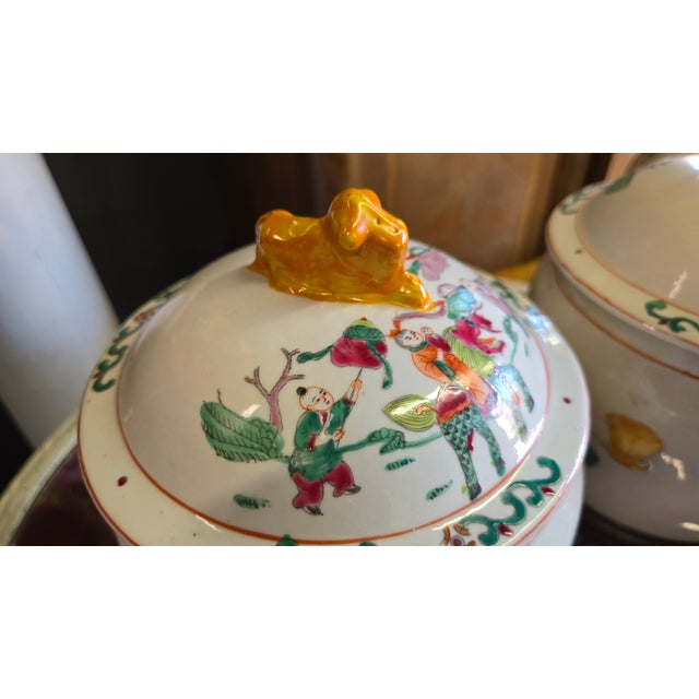 Chinoiserie Vintage Chinese Porcelain Hand Painted Rice Pot / Ginger Jar a Pair For Sale - Image 3 of 11