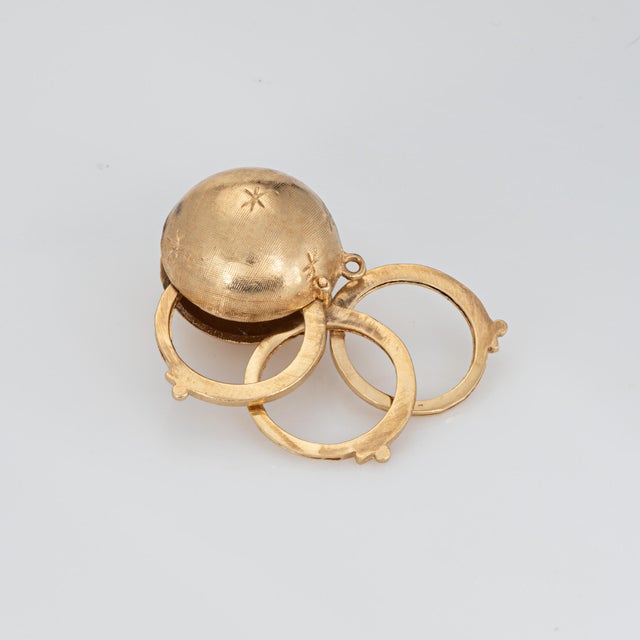 Mid-Century Modern Vintage 60s Folding Picture Ball Orb Pendant Charm 14k Gold Celestial Stars For Sale - Image 3 of 5