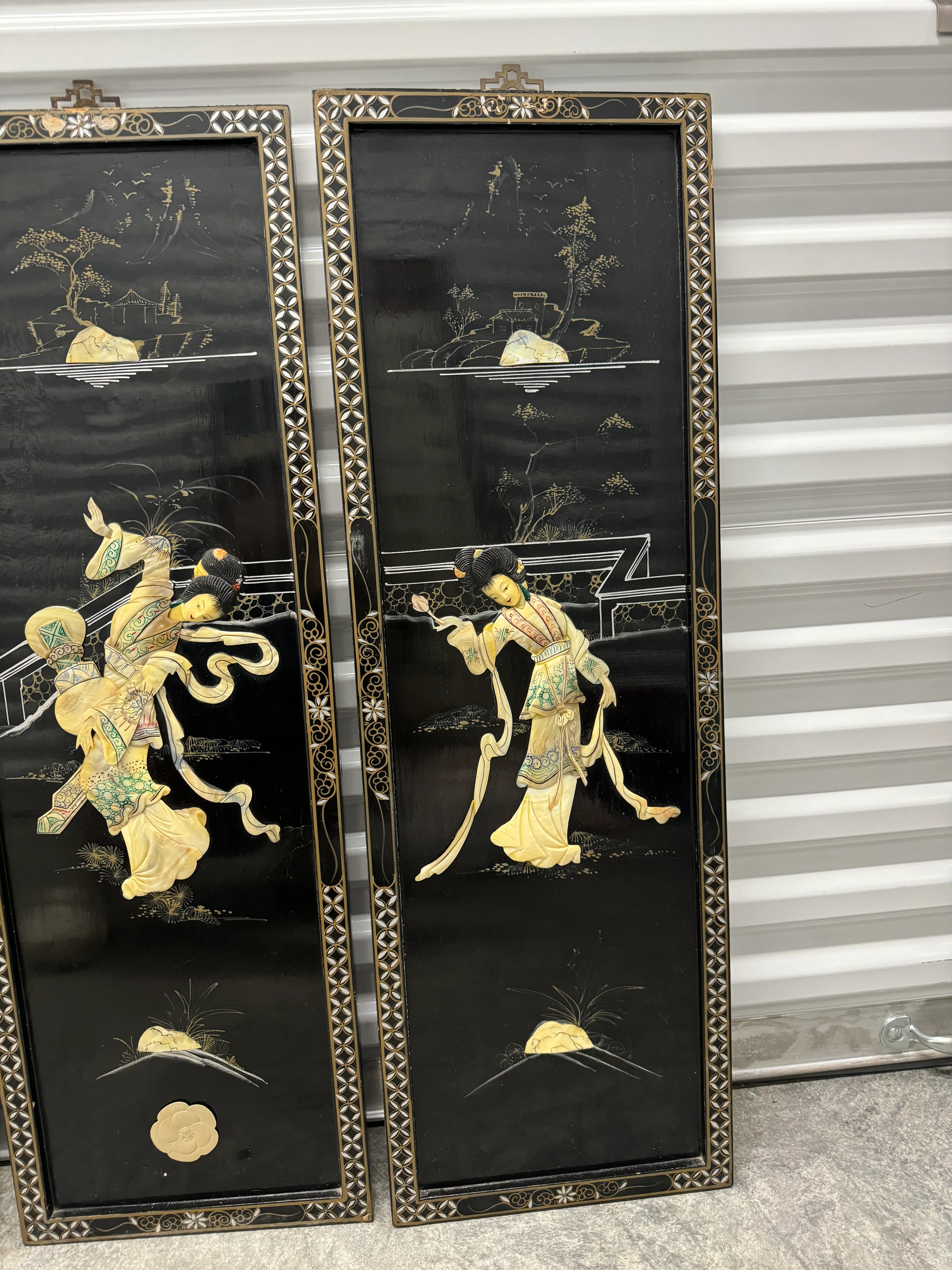 1950s Vintage Chinoiserie Geisha Asian Wall Panel Accents With