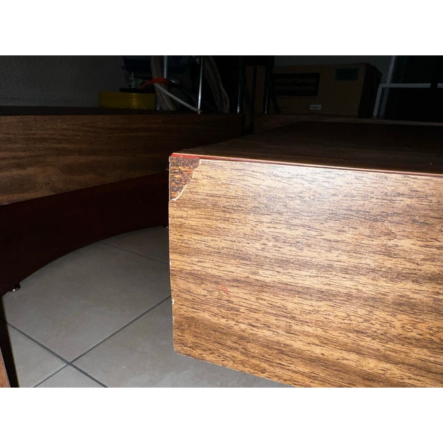 1970s Architectural Modern Low-Profile Coffee & End Table Set, 3-Piece For Sale - Image 9 of 12