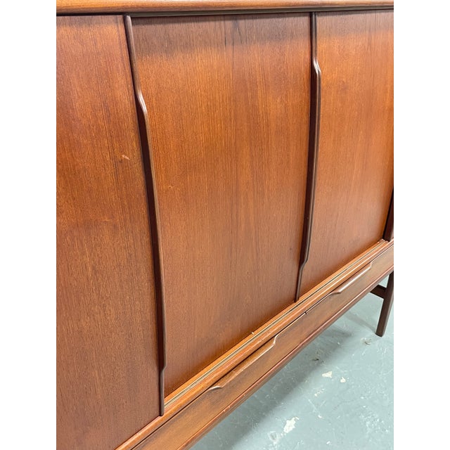 Large Danish Mid Century Modern Teak Credenza / Sideboard, by e.w. Bach, C. 1960's For Sale In New York - Image 6 of 14