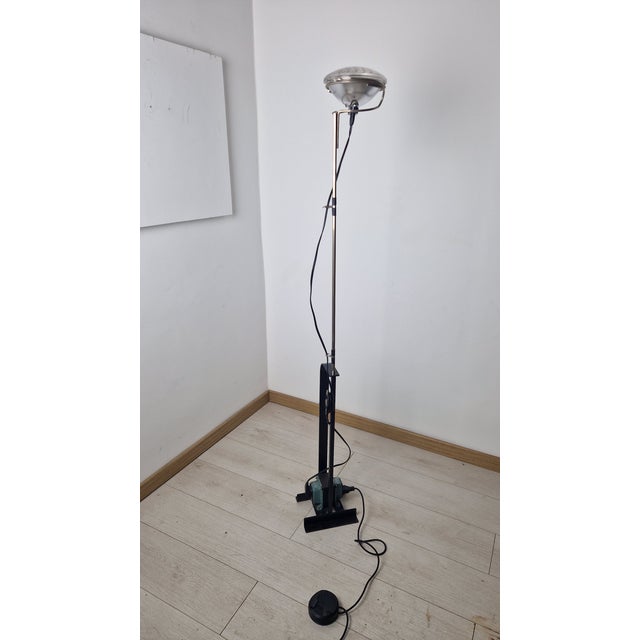 Toio Lamp by Achille & Pier Giacomo Castiglioni for Flos, 1980s, in Very Good conditions. Designed 1980 to 1989 I have...