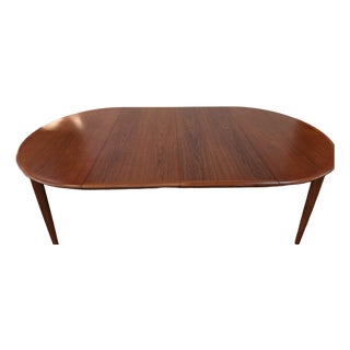 Mid-Century Danish Teak Round Too Oval Dining Table Two Giant Leaves 85 Open Legs Spreader For Sale
