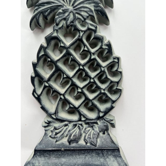 Early 21st Century Vintage Virginia Metal Crafters Pineapple Doorstop For Sale - Image 5 of 5