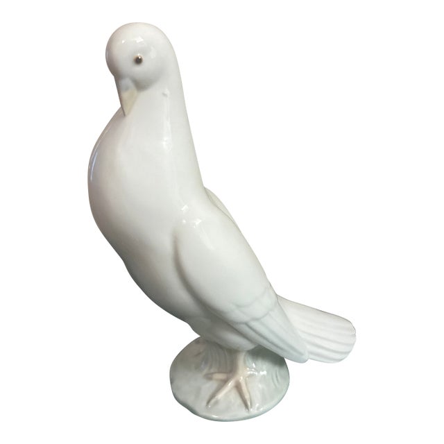 Vintage White Porcelain Pigeon Figurine For Sale