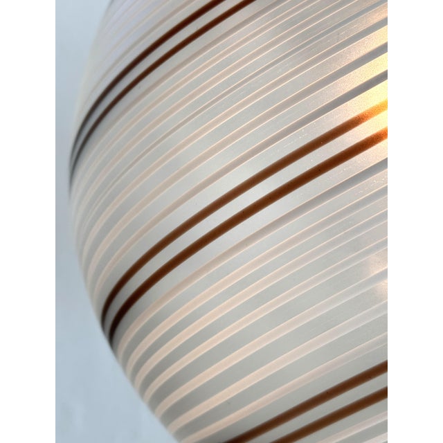 Metal Vintage Pendant Light with Murano Tessuto Glass Globe and Brass from Venini, 1970s For Sale - Image 7 of 15