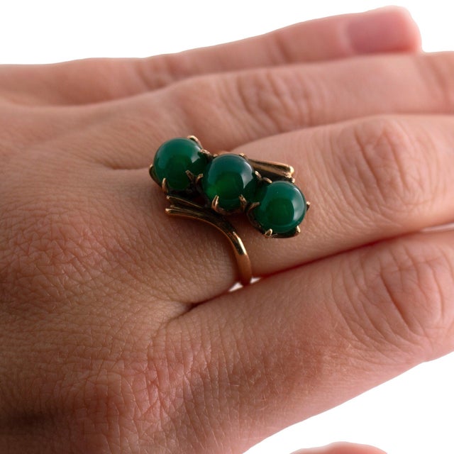 Modern Mid 20th Century Green Onyx Ring, Size 6 For Sale - Image 3 of 6