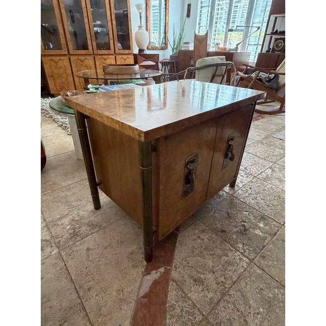 Attributed to Mastercraft Mid-Century. Modern Burl Wood & Brass Nightstands - A Pair For Sale - Image 4 of 12