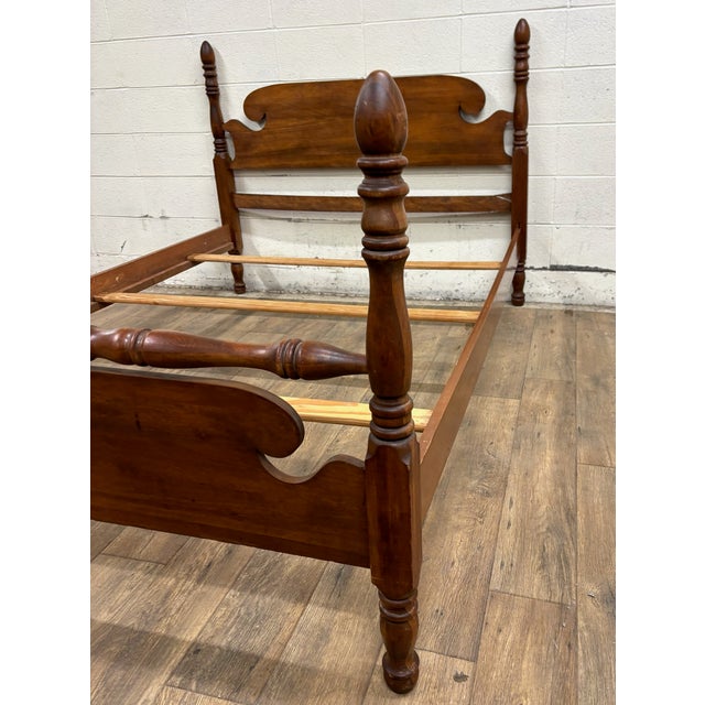 Late 20th Century Vintage Full Size Duncan Phyfe Style Traditional Low Poster Bed For Sale - Image 5 of 11