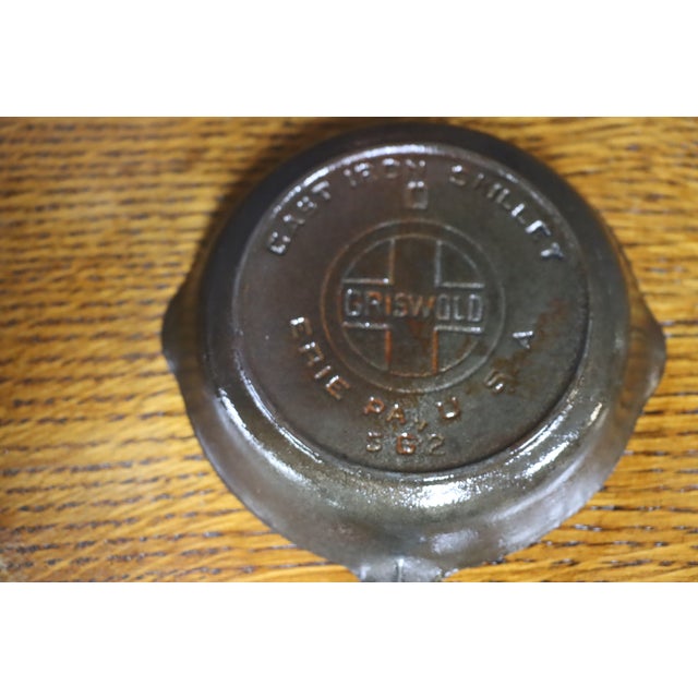 1930s Griswold No. 4 Cast Iron Skillet, Large Block Logo, Erie Pa For Sale - Image 5 of 9