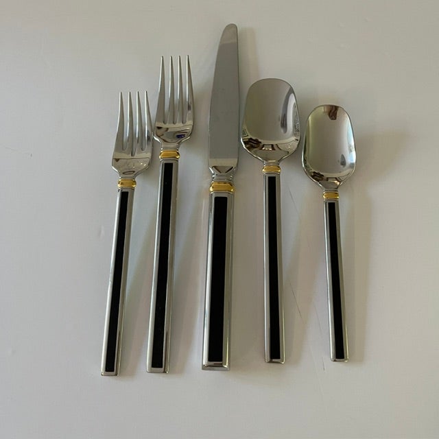 Oneida 1990s Oneida Silver "Midnight" Stainless Flatware - 30 pcs For Sale - Image 4 of 9