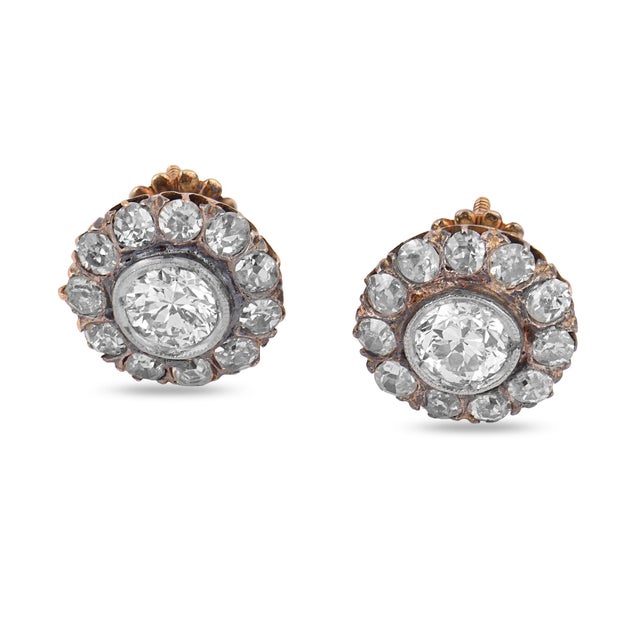 19th Century Victorian 2.90 Carat Diamond 14k Yellow Gold Cluster Earrings, A Pair For Sale In Los Angeles - Image 6 of 7