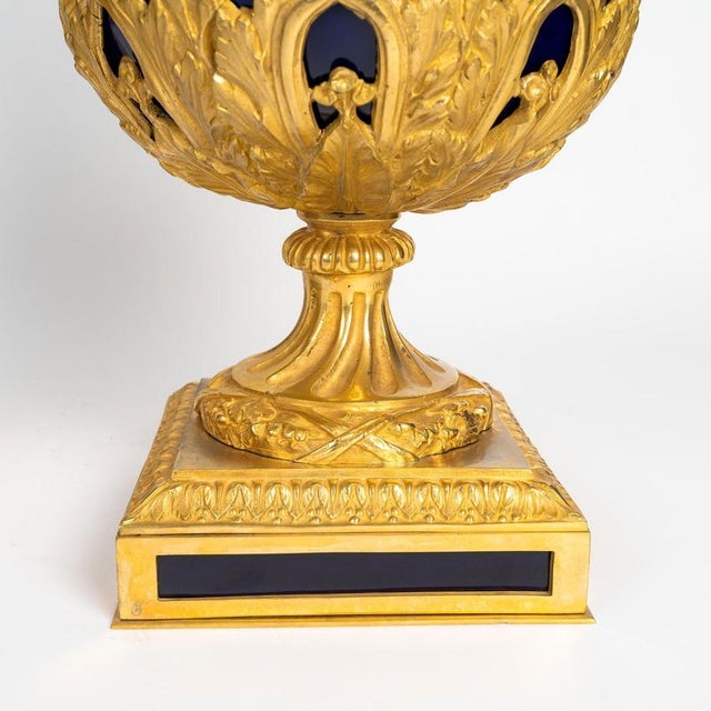 Lidded Vases in Sèvres Blue Porcelain and Gilded Bronze, Set of 2 For Sale - Image 5 of 10
