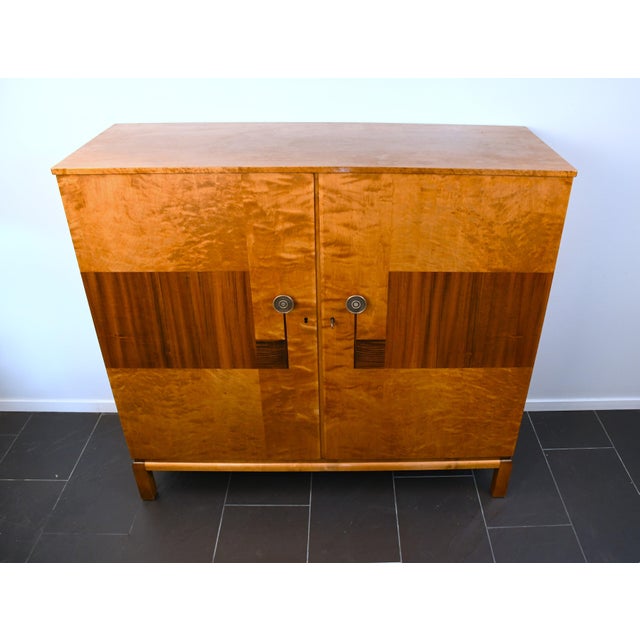 Brown Swedish Grace Flamed Birch and Macassar Cabinet by Svenska Möbelfabrikerna, SMF, Late 1920s For Sale - Image 8 of 9