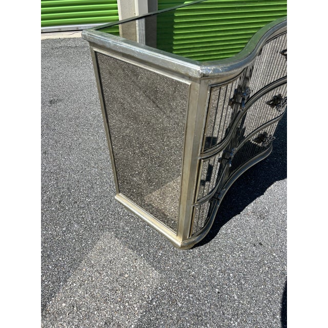 2000 - 2009 Serpentine Front Mirrored Chest of Drawers For Sale - Image 5 of 12