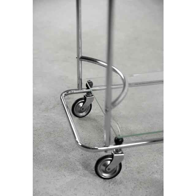 1950s Vintage Art Dèco Tubular Steel Chrome Plated and Glass Bar Cart, 1950s For Sale - Image 5 of 12