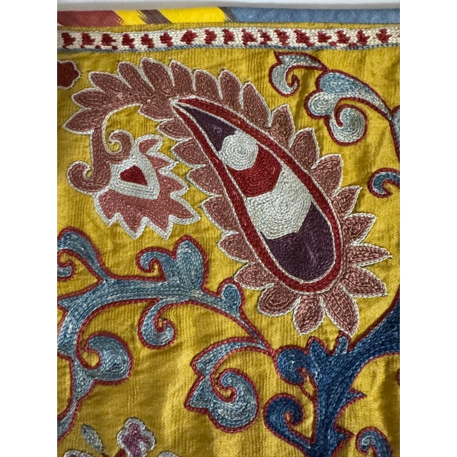27” Uzbekistan Suzani Floral & Paisley Embroidered Silk Textile With Cotton Ikat Reverse For Sale - Image 9 of 12