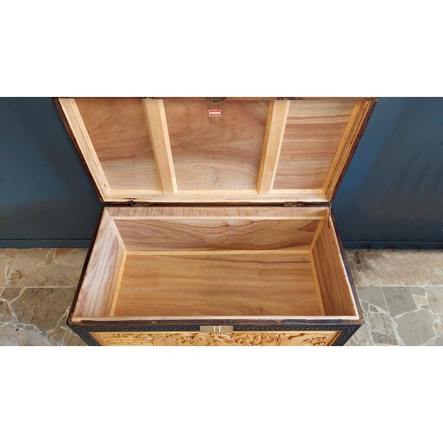 Chinese Inlaid Wooden Case Trunk, 1960s For Sale - Image 10 of 12