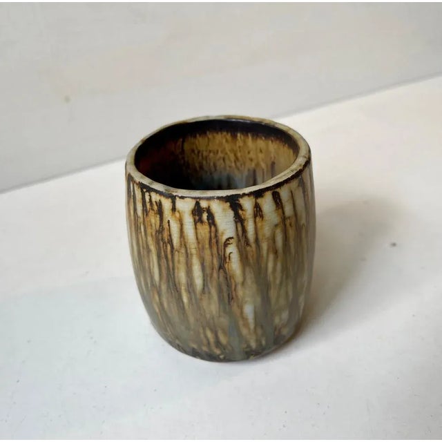 Mid-Century Modern Stoneware Vase with Tiger Taupé Glaze by Gunnar Nylund for Rörstrand, 1960s For Sale - Image 3 of 8