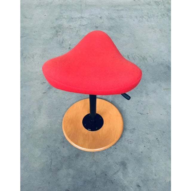 Scandinavian Ergonomic Design Writing Desk and Stool from Stokke, 1980s, Set of 3 For Sale - Image 4 of 18