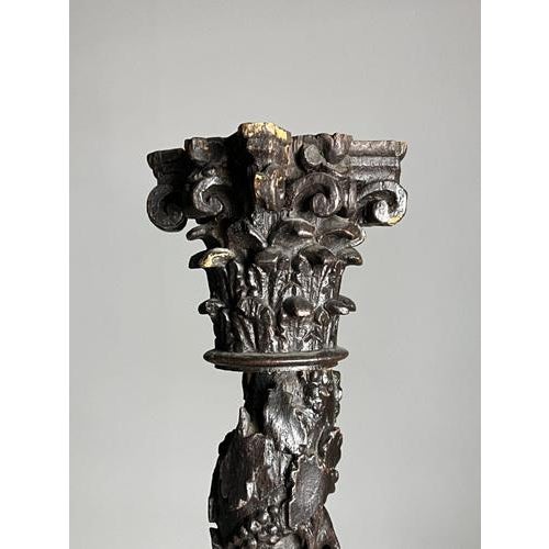 Hand-carved decorative column / pedestal / lamp base. Twisted column with various details. Corinthian capital. 19th...