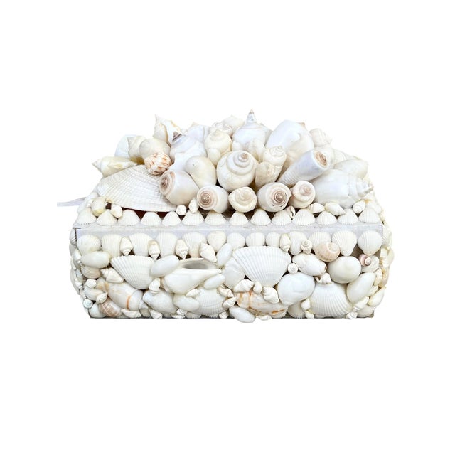 Vintage White Seashell Covered Box Sailor’s Valentine For Sale - Image 4 of 15