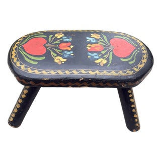 1950s Hand Painted Scandinavian Style Wooden Folk Art Footstool With Heart and Floral Decoration For Sale