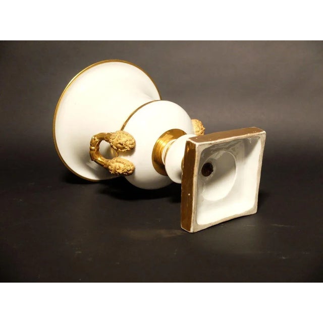 Antique Vases in Paris Porcelain, 1830, Set of 2 For Sale - Image 6 of 7