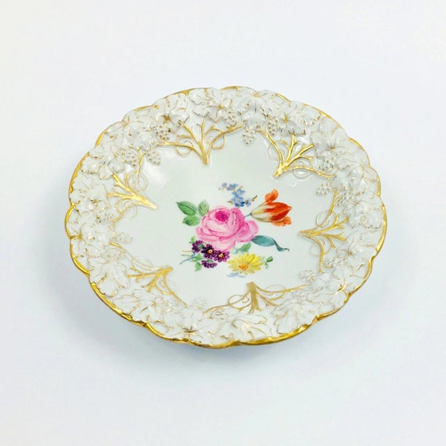 Traditional Meissen Porcelain Plate, Germany, 1924-1934 For Sale - Image 3 of 6