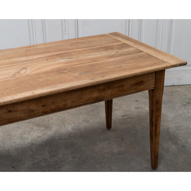 Rustic Farmhouse Walnut Table from Albi, 1890s For Sale - Image 3 of 12