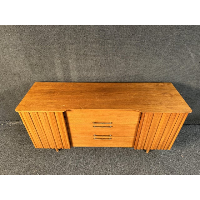 Mid 20th Century Vintage Mid-Century Walnut Sideboard by United Furniture For Sale - Image 4 of 12