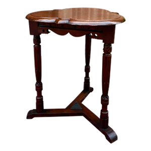 Antique English Clover Leaf End Table Side Table Accent Table Honey Tiger Oak