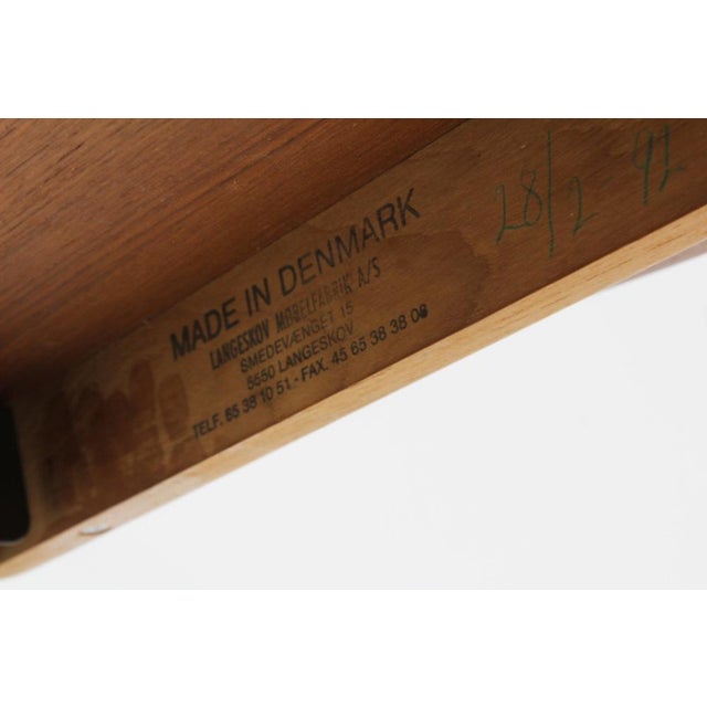 Brown Vintage Danish Round Extendable Dining Table in Teak from Langeskov Möbelfabrik, 1960s For Sale - Image 8 of 9