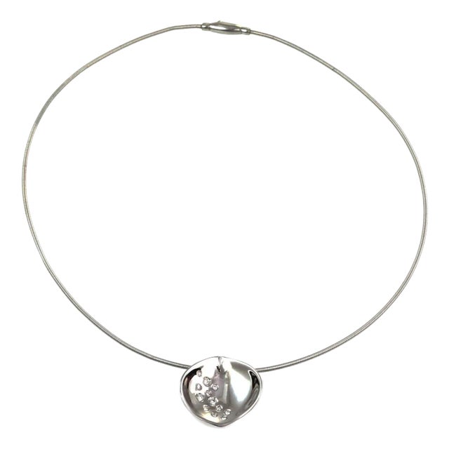 Koesia Diamond 18k White Gold Concave Leaf Pendant Cable Choker Necklace For Sale