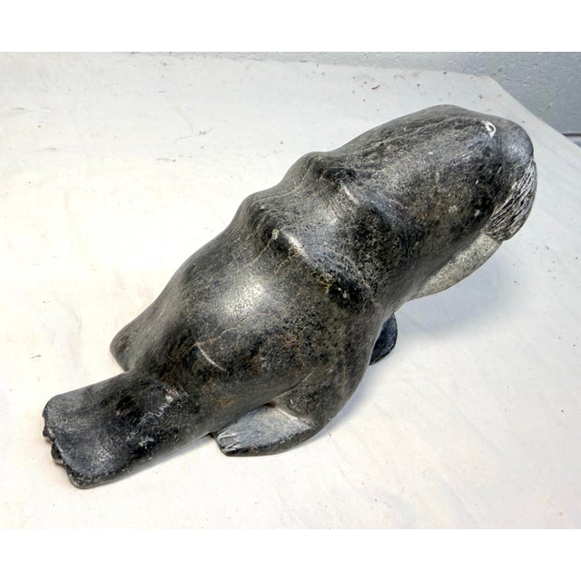 1940s Big Antique Hand Carved Soapstone Canadian Eskimo Walrus Sculpture Inuit Statue For Sale - Image 5 of 13