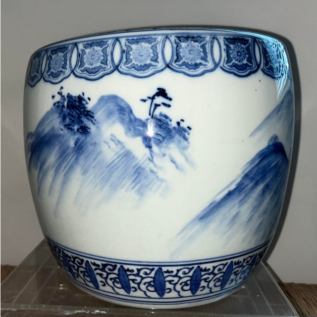 Antique Blue and White Porcelain Hibachi (Charcoal Brazier) Circa 1880-1905 For Sale - Image 4 of 14