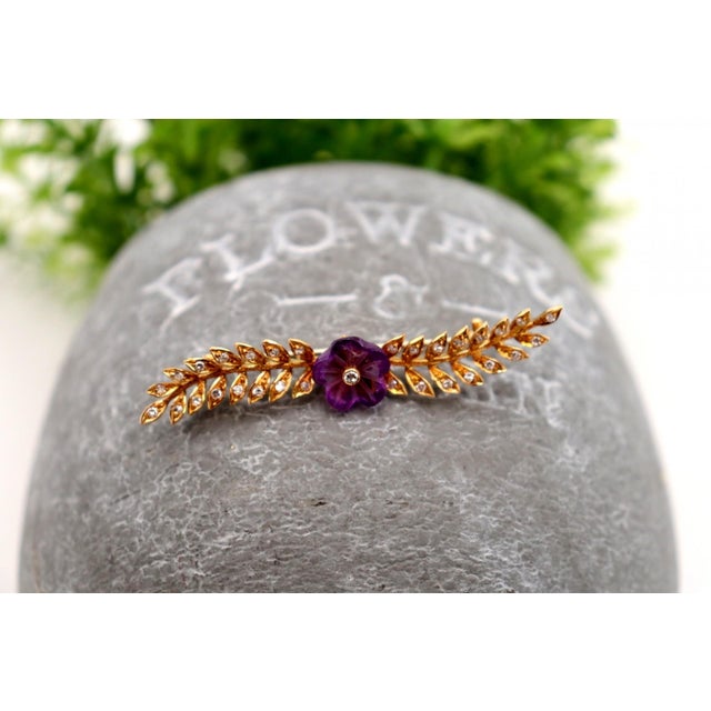 Gold Brooch with Brilliant Cut Diamonds For Sale - Image 5 of 7