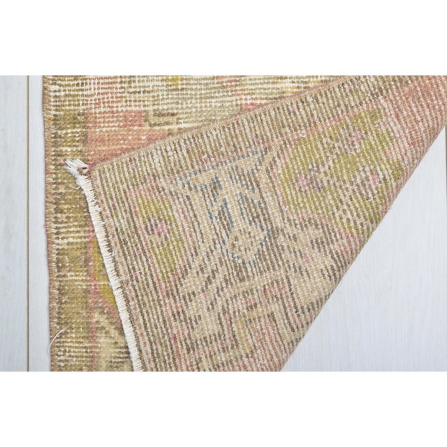 1960s Urban Anatolian Vintage Rug For Sale - Image 5 of 5