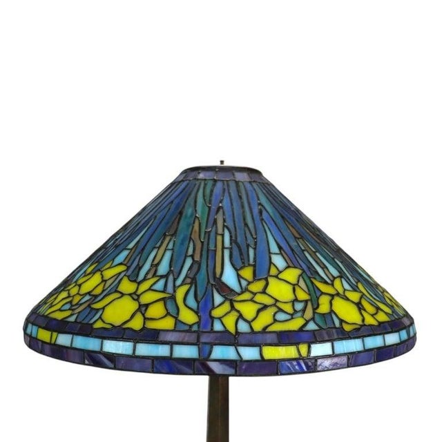 Tiffany and Co. Late 20th Century Tiffany Style Leaded Stained Glass Daffodil Table Lamp With Bronzed Base For Sale - Image 4 of 15