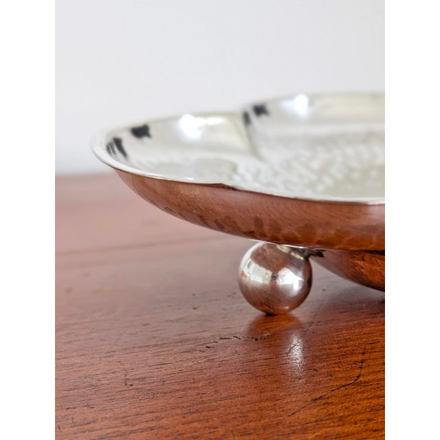 Silver Plated Clover Ball Footed Dish from Elkington & Co, 1950s For Sale - Image 7 of 18