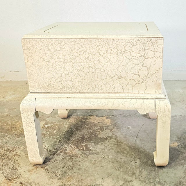 Lane Ming Style Cream Crackle Enamel Two-Drawer Nightstand, 1990 24.5" For Sale In San Francisco - Image 6 of 18