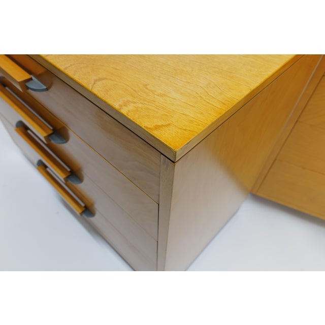 Rare Pair of Eliel & Pipsan Saarinen Chests for Johnson Furniture, 1940s For Sale - Image 14 of 16