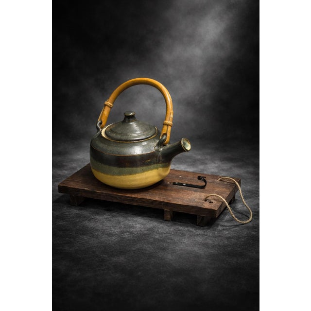 1979 Signed Walker Studio Pottery Teapot With Bamboo Handle & Wood Platform For Sale - Image 4 of 12